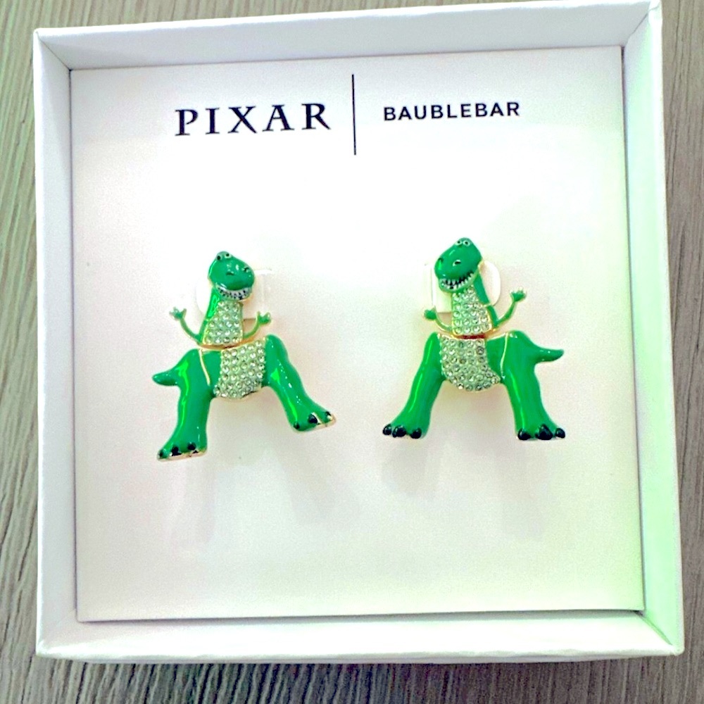 💜💜🌼NIB Disney BaubleBar Green Dinosaur Earrings - Picture 3 of 6